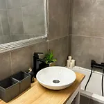 Urban With Private Garden Near Andrassy *