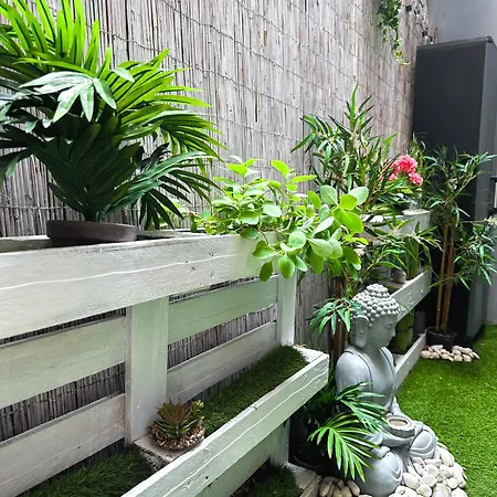 Urban With Private Garden Near Andrassy Apartmán Budapešť
