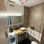 Apartment Urban With Private Garden Near Andrassy *