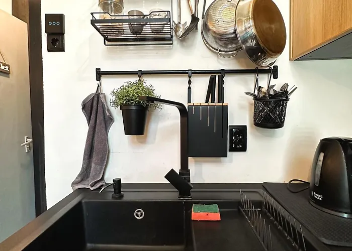 Appartamento Urban With Private Garden Near Andrassy Budapest